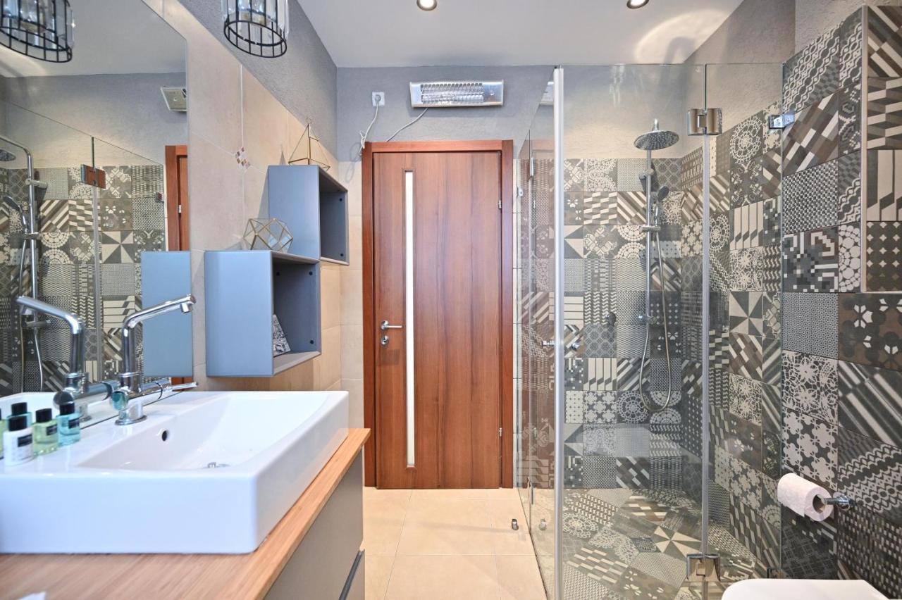 Jean Jaures 2Br Dizengoff Gordon By Holyguest Leilighet Tel Aviv Eksteriør bilde